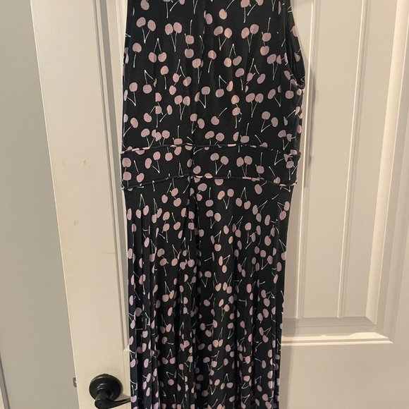 Ann Taylor Loft Womens Dress Size 0 Cherry Print Fit & Flare Stretch Black Knit - Picture 2 of 3